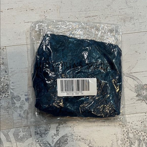 Moda International Deep Teal Lace Long Sleeve Top Size Medium - Picture 2 of 11